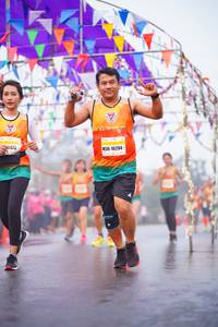 BIB: 0473, 16204
                            <button type="button" onclick="openModal(9946399)" class="btn btn-primary btn-sm float-right btn-popup" data-toggle="modal" data-target=".modal-high-quality">
                        <i class="fas fa-shopping-cart"></i> Add to Cart
                    </button>
                                            <button type="button" onclick="isThisMe(9946399, true)" class="btn btn-success btn-sm float-right btn-popup btn-isme hidden" data-toggle="tooltip" data-placement="bottom" title="นี่คือรูปของคุณใช่ไหม คลิกที่นี่เพื่อเอาเข้าอัลบั้ม">
                        <i class="fas fa-plus"></i> Add to album
                    </button>
                    <button type="button" onclick="isThisMe(9946399, false)" class="btn btn-warning btn-sm float-right btn-popup btn-isnotme hidden">
                        <i class="fas fa-ban"></i> Remove from album
                    </button>